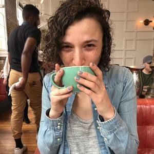 Meet your Posher, Emily